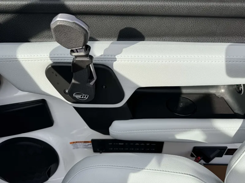 Slide: The Image of Interior of 2026 Malibu Wakesetter 22 LSV with control lever. - 36