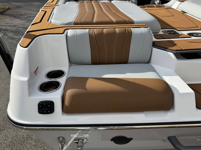 Slide: The Image of 2026 Malibu Wakesetter 22 LSV, luxurious seating and cup holders. - 6