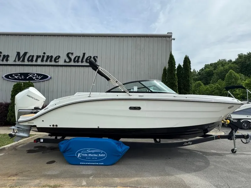 Slide: The Image of 2026 Sea Ray SDO 230 boat at Erwin Marine Sales. - 32