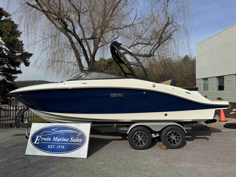 The Image of 2026 Sea Ray SPX 210 boat at Erwin Marine Sales. - 1