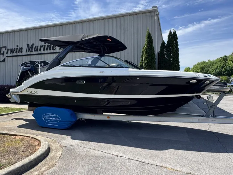 Slide: The Image of 2026 Sea Ray SXO260 boat at Erwin Marine. - 3