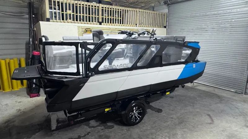Slide: The Image of Sea-Doo Switch 2022 - 2