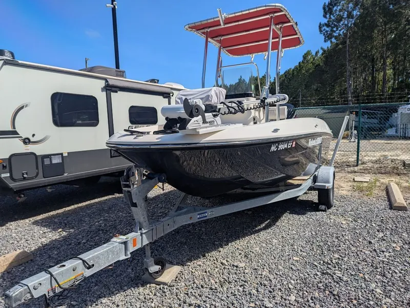Slide: The Image of Bayliner Element F18 2017 - 26
