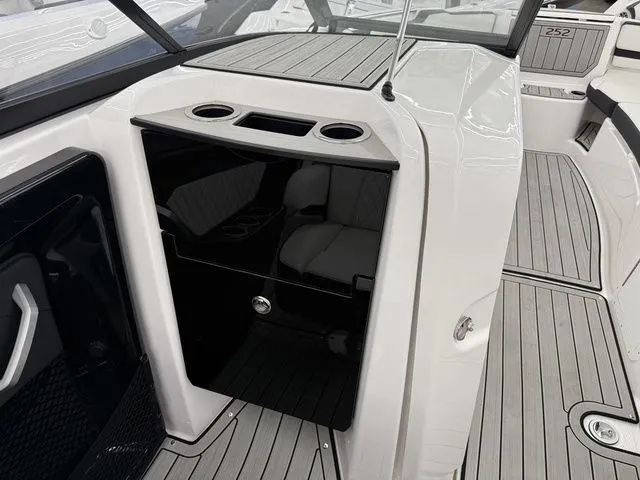 Slide: The Image of Yamaha 252SD 2024 - 20