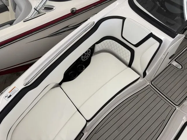 Slide: The Image of Yamaha 252SD 2024 - 34