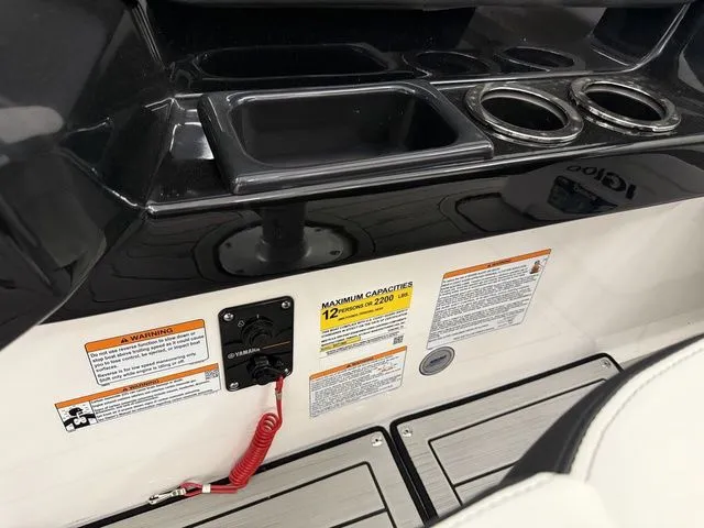 Slide: The Image of Yamaha 252SD 2024 - 26