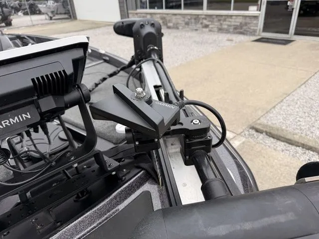 Slide: The Image of Skeeter FXR21 Limited 2021 - 11