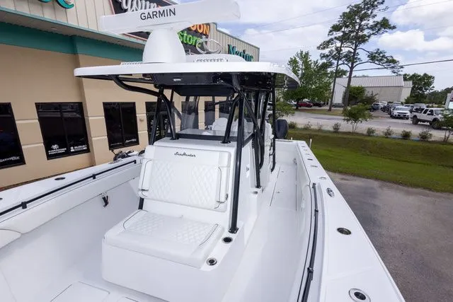 Slide: The Image of Sea Hunter 33T 2026 - 44