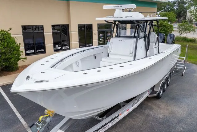 Slide: The Image of Sea Hunter 33T 2026 - 57