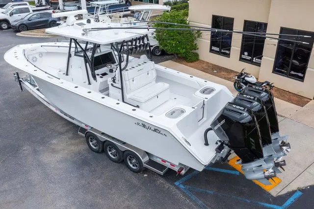 Slide: The Image of Sea Hunter 33T 2026 - 59