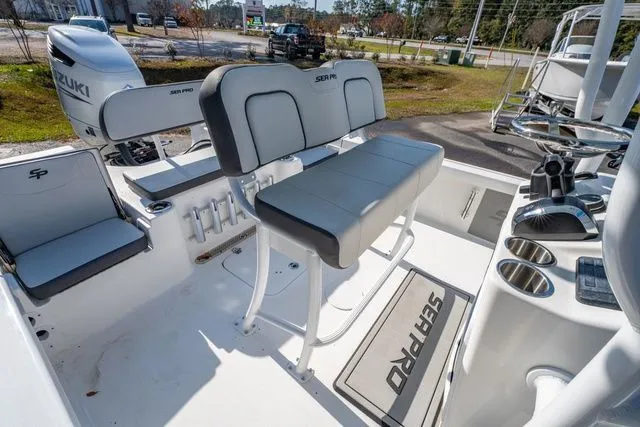 Slide: The Image of Sea Pro 230 Bay 2026 - 17