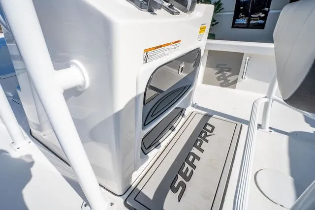 Slide: The Image of Sea Pro 230 Bay 2026 - 22