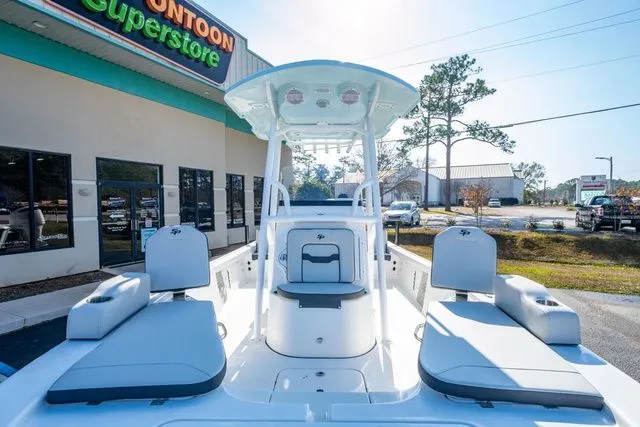 Slide: The Image of Sea Pro 230 Bay 2026 - 30