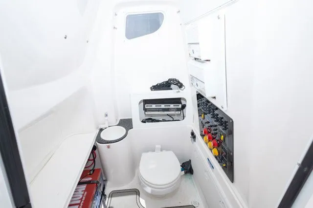 Slide: The Image of Sea Fox 288 Commander 2023 - 22