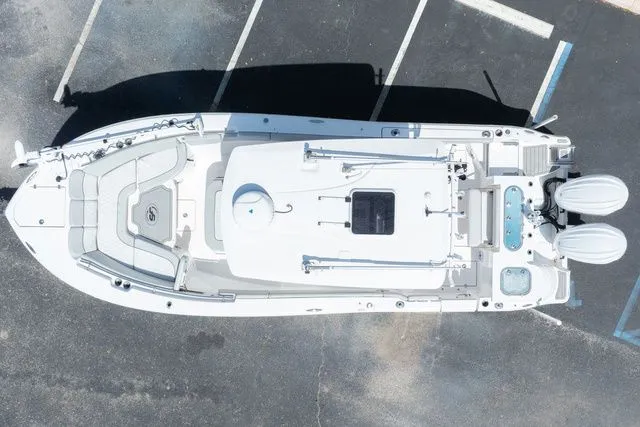 Slide: The Image of Sea Fox 288 Commander 2023 - 47