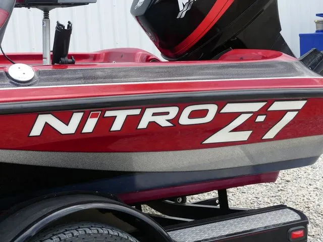 Slide: The Image of Nitro Z7DC 2009 - 12