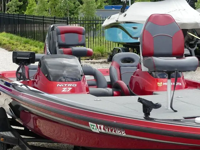 Slide: The Image of Nitro Z7DC 2009 - 14