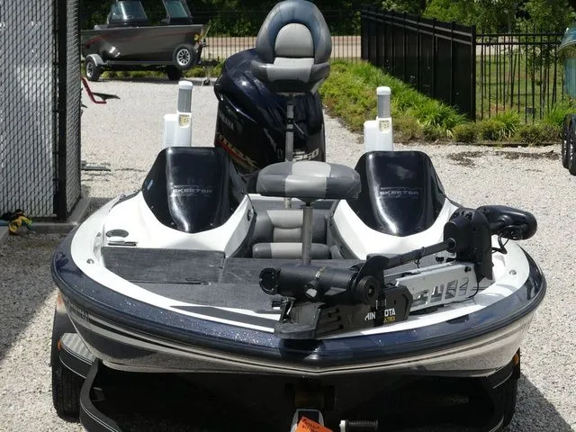 Slide: The Image of Skeeter ZX 20 2013 - 24