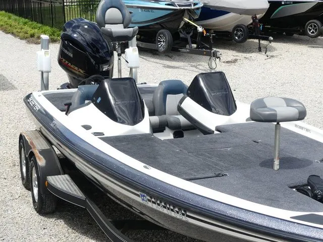 Slide: The Image of Skeeter ZX 20 2013 - 26