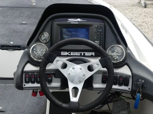 Slide: The Image of Skeeter ZX 20 2013 - 39