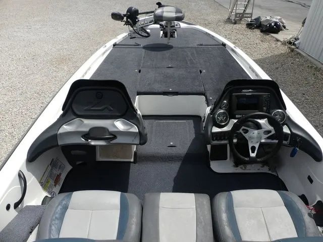 Slide: The Image of Skeeter ZX 20 2013 - 41