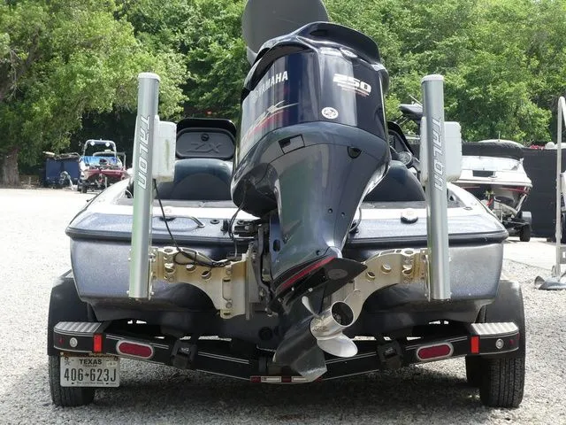 Slide: The Image of Skeeter ZX 20 2013 - 6