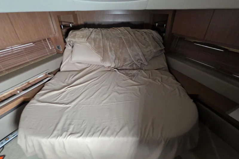 Slide: The Image of Luxurious cabin interior of 2018 Sea Ray Sundancer 510 yacht with cozy bed. - 17