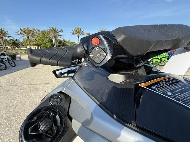 Slide: The Image of Sea-Doo GTX 2024 - 9