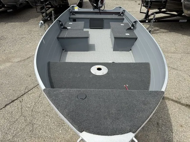 Slide: The Image of Starcraft SEAFARER DLX 16 2026 - 4