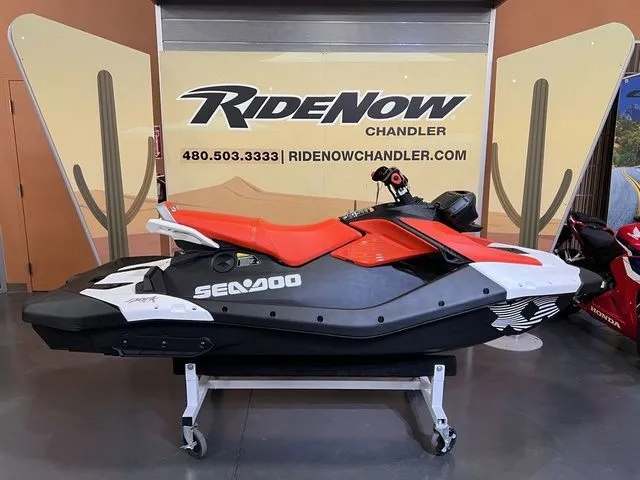 The Image of Sea-Doo SparkTrixx For 3 Rotax 900 ACE - 90 Ibr And Aud 2026 - 1