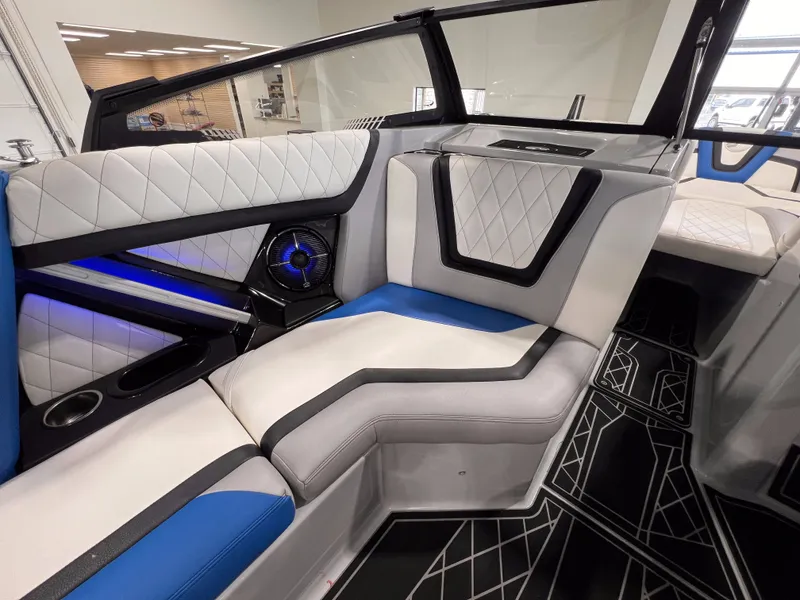 Slide: The Image of Interior of 2021 Tigé 25ZX with luxurious seating and modern design. - 18