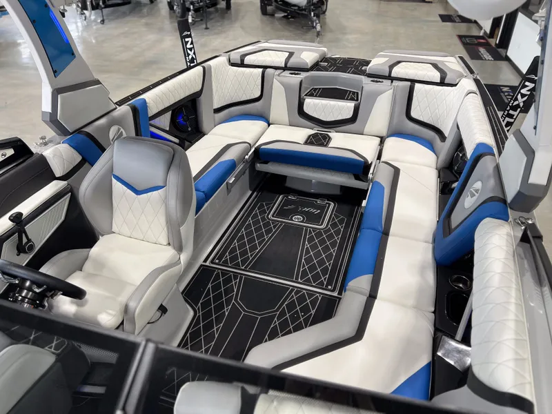 Slide: The Image of Interior of 2021 Tigé 25ZX with luxurious seating. - 26