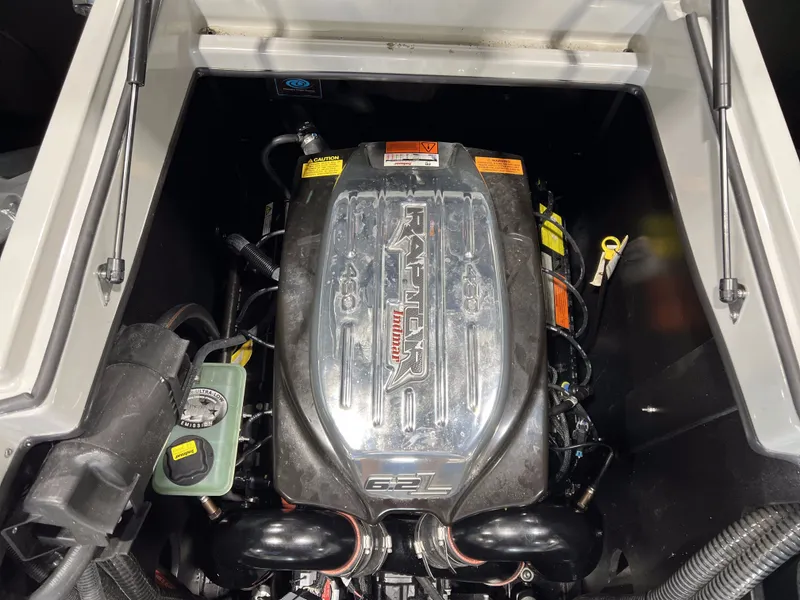 Slide: The Image of Engine compartment of 2021 Tigé 25ZX with Raptor 6.2L engine. - 30