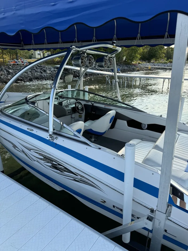 Slide: The Image of Regal 2200 Bowrider 2007 - 2