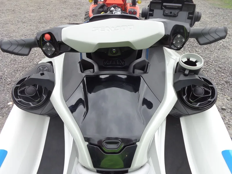 Slide: The Image of 2023 Sea-Doo FishPro Sport 170 iDF iBR with sound system, cockpit close-up. - 10