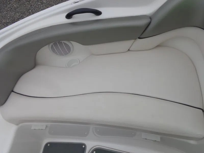 Slide: The Image of Yamaha AR210 2008 boat seat with speaker. - 19