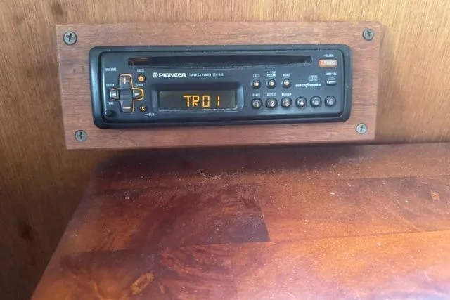 Slide: The Image of Built-in Pioneer stereo system on 1984 Uniflite YACHTHOME, displaying "TR 01". - 22