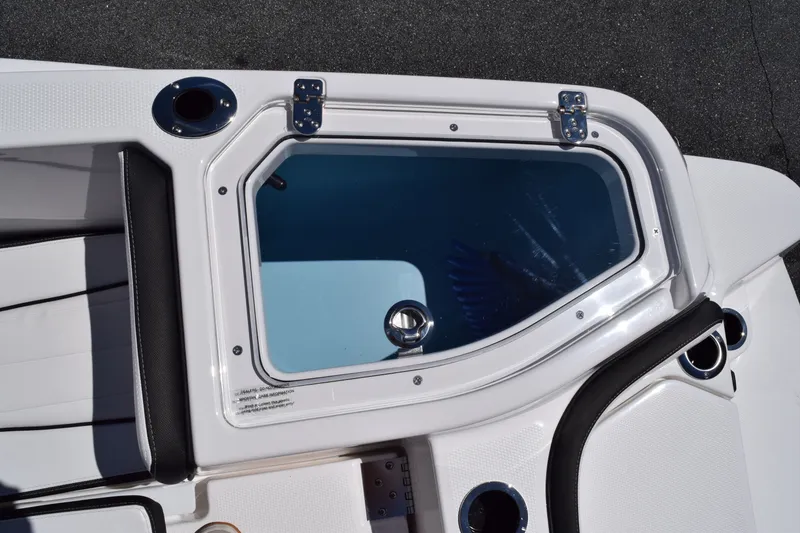 Slide: The Image of Yamaha 255 FSH Sport H 2026 boat deck with glass window. - 13