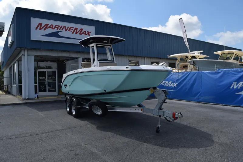 Slide: The Image of 2026 Yamaha 222FSH SP E boat outside MarineMax building. - 20