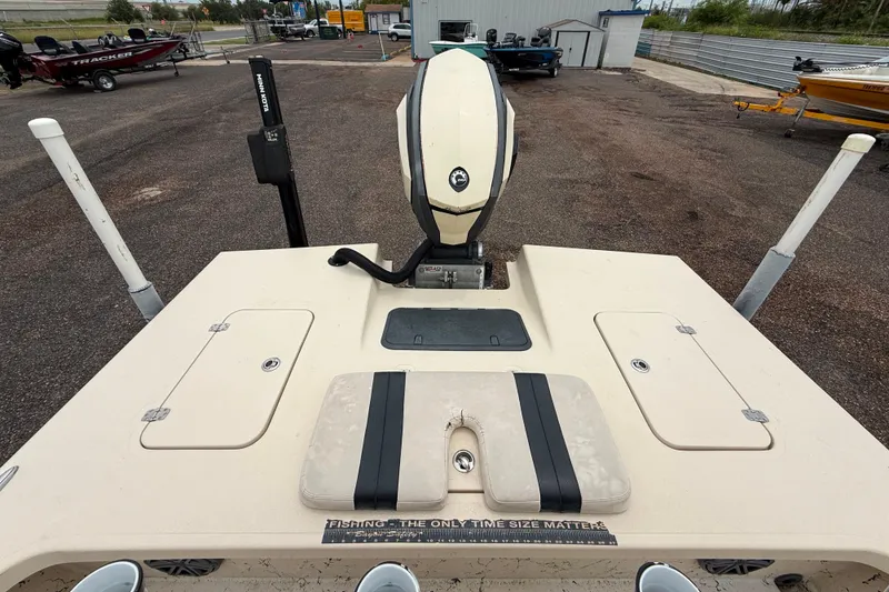 Slide: The Image of 2017 Majek 25 Xtreme boat with motor, parked on a lot. - 12