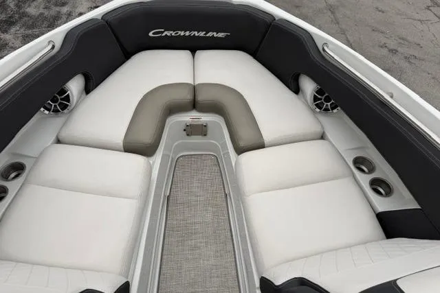 Slide: The Image of Luxurious seating area of 2022 Crownline 265 SS boat with cushioned upholstery. - 5