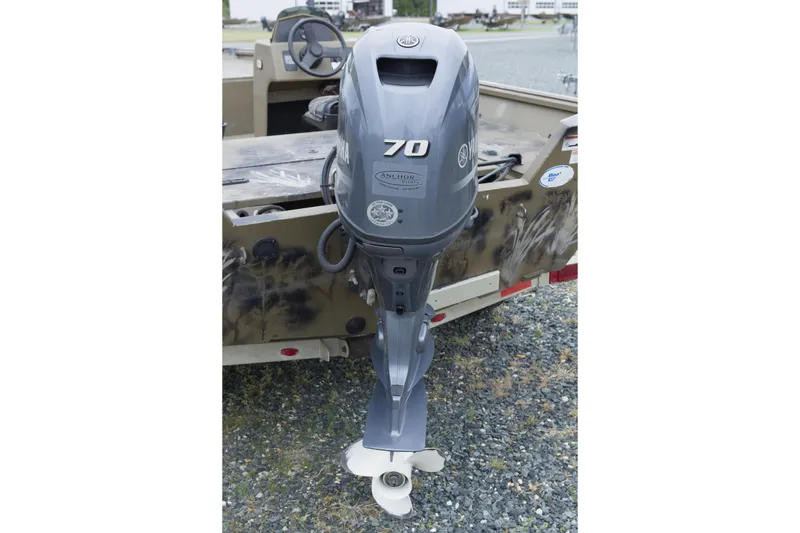 Slide: The Image of 2022 G3 Gator Tough 18 SC boat with Yamaha 70 outboard motor. - 6