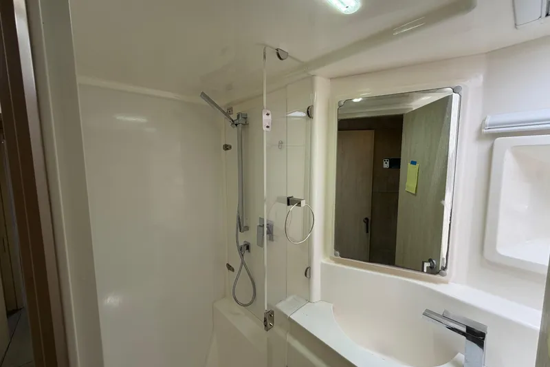Slide: The Image of Bathroom interior of 2015 Leopard 51 Powercat yacht with shower and mirror. - 29