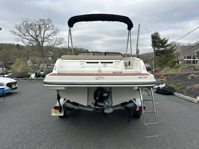 Slide: The Image of Bayliner VR6 Bowrider 2023 - 13