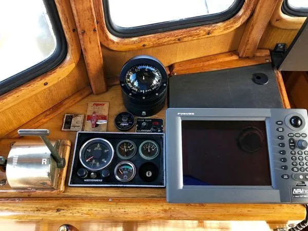 Slide: The Image of Benford Tug 1984 - 25
