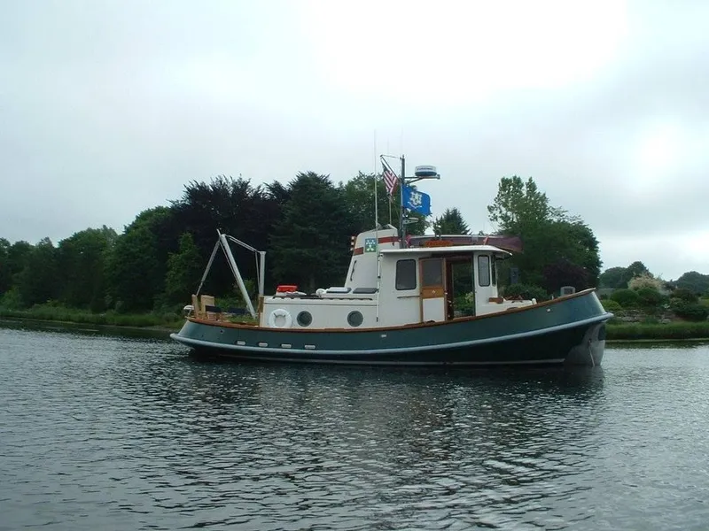 Slide: The Image of Benford Tug 1984 - 3