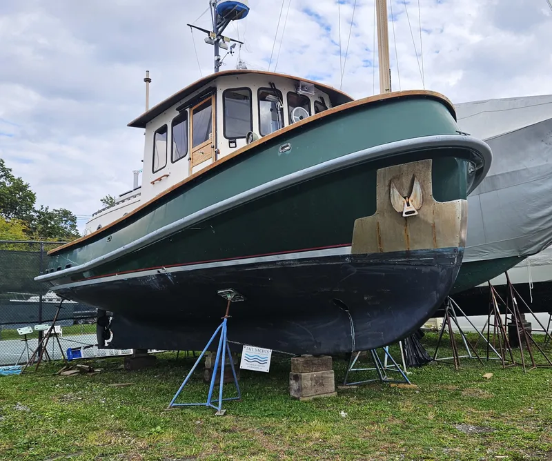 Slide: The Image of Benford Tug 1984 - 5