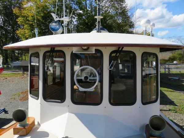 Slide: The Image of Benford Tug 1984 - 12