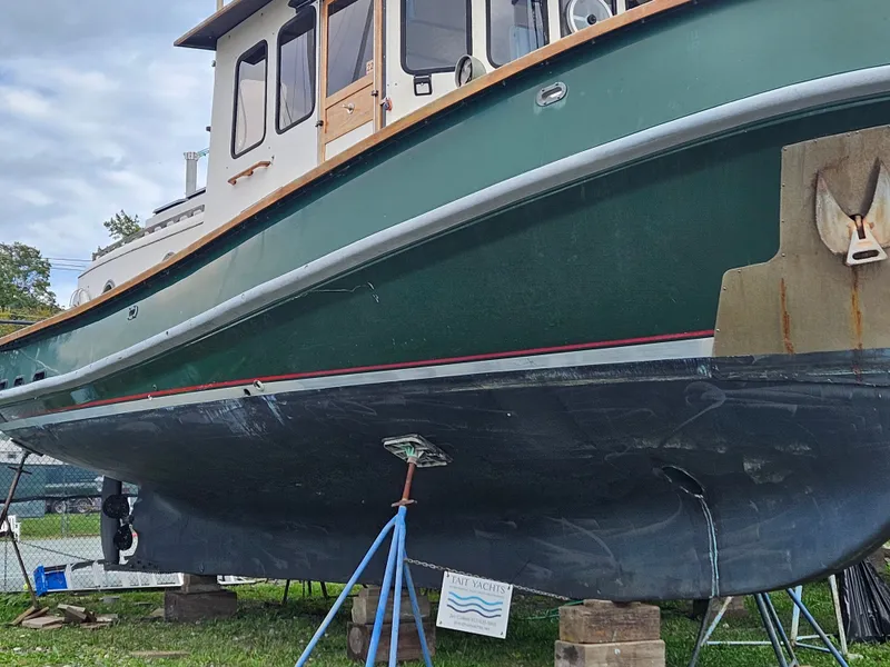Slide: The Image of Benford Tug 1984 - 4