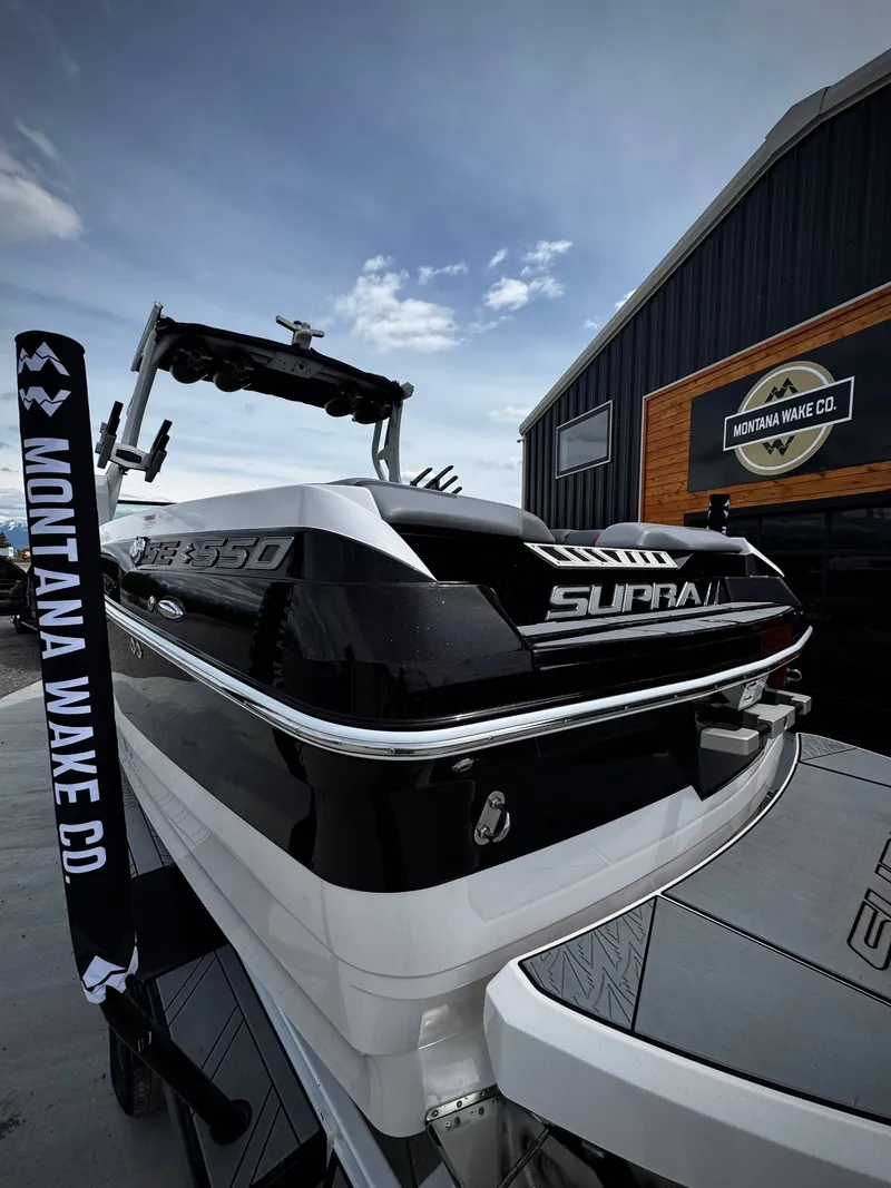 Slide: The Image of 2020 Supra SE 550 boat at Montana Wake Co. - 10